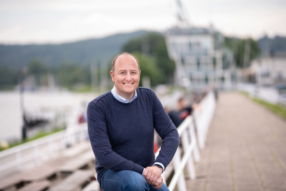 Matthias Hauer MdB spendet für den Tag der kleinen Forscher